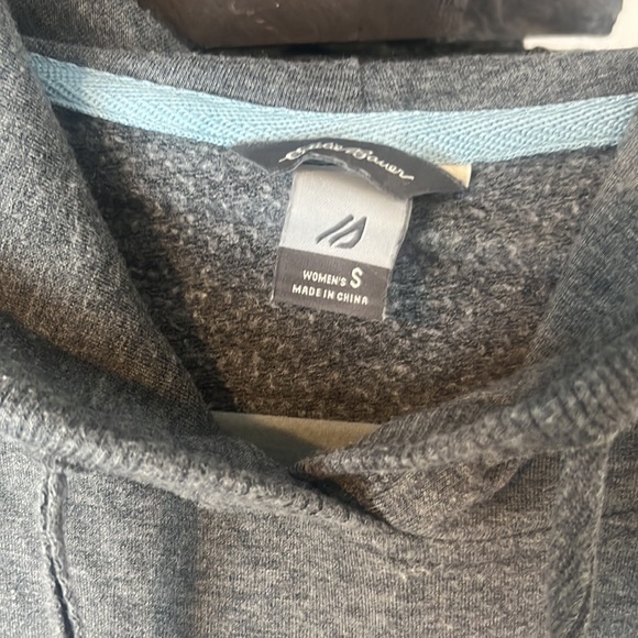 Eddie Bauer super soft hoodie - Picture 3 of 5
